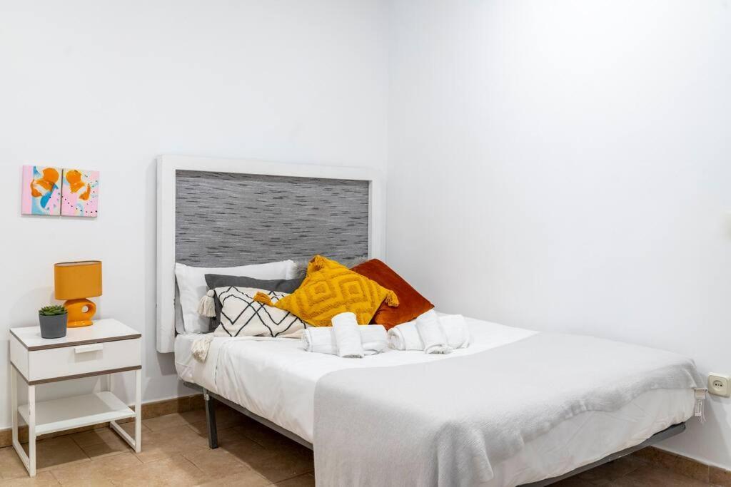 Flat For Groups 8 People In Gran Via-Cgrac4 Lejlighed Madrid Eksteriør billede